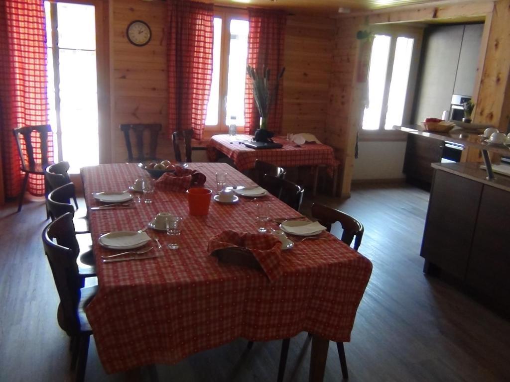 Chalet Suisse Bed And Breakfast Morgins Exterior photo