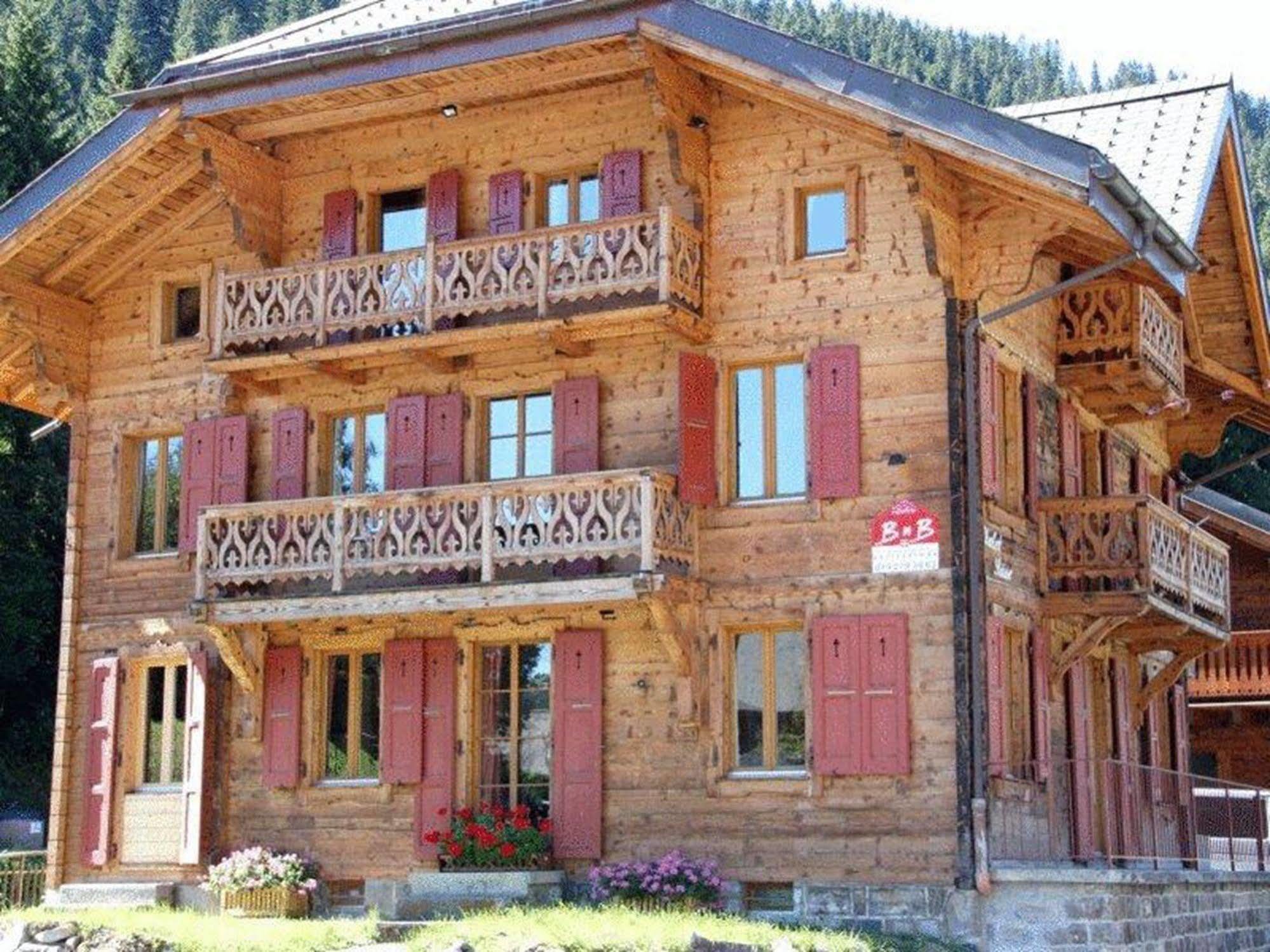 Chalet Suisse Bed And Breakfast Morgins Exterior photo